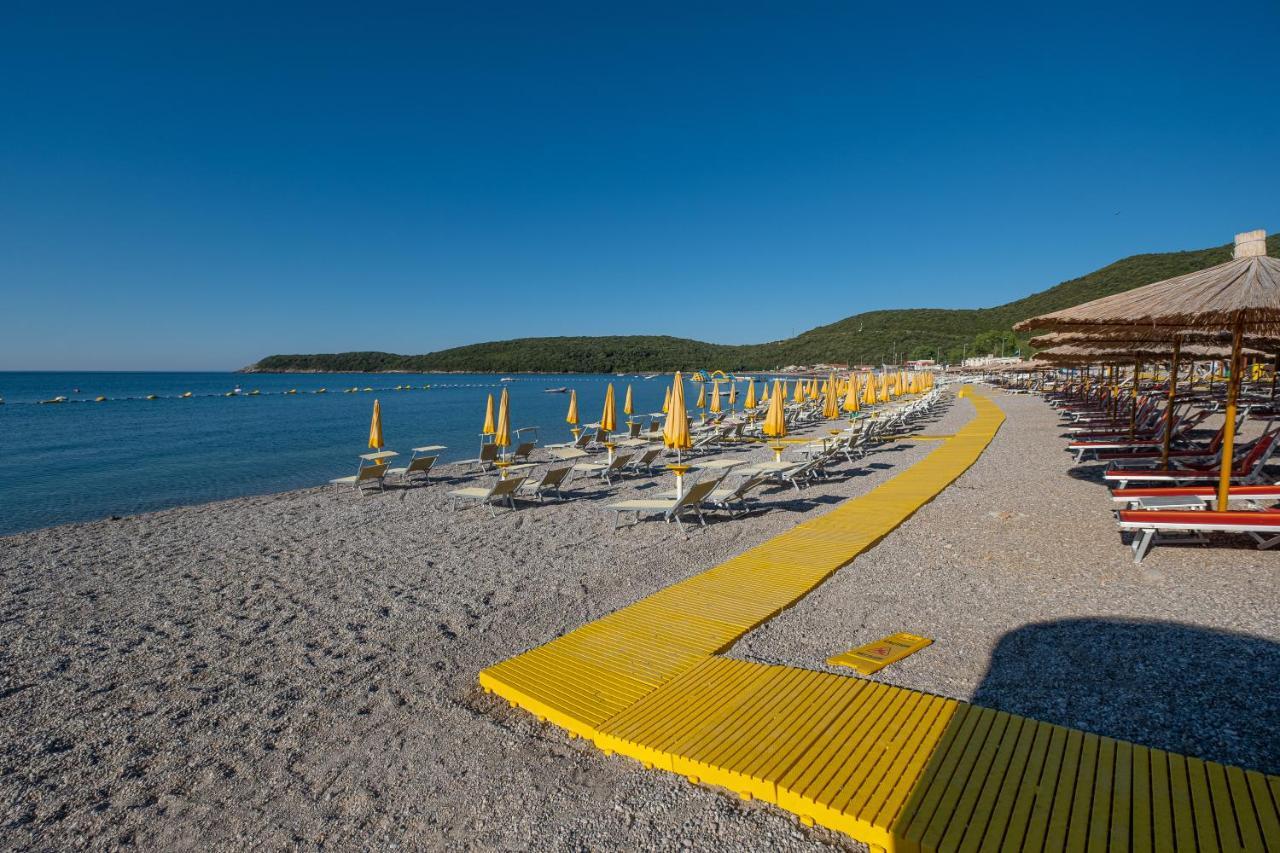 Poseidon The Beach Hotel Budva Eksteriør billede