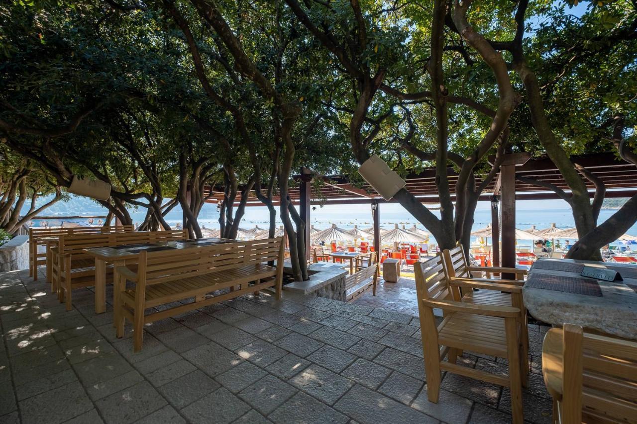 Poseidon The Beach Hotel Budva Eksteriør billede